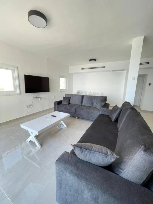 Onthesea Bat Yam Apartment Exterior photo